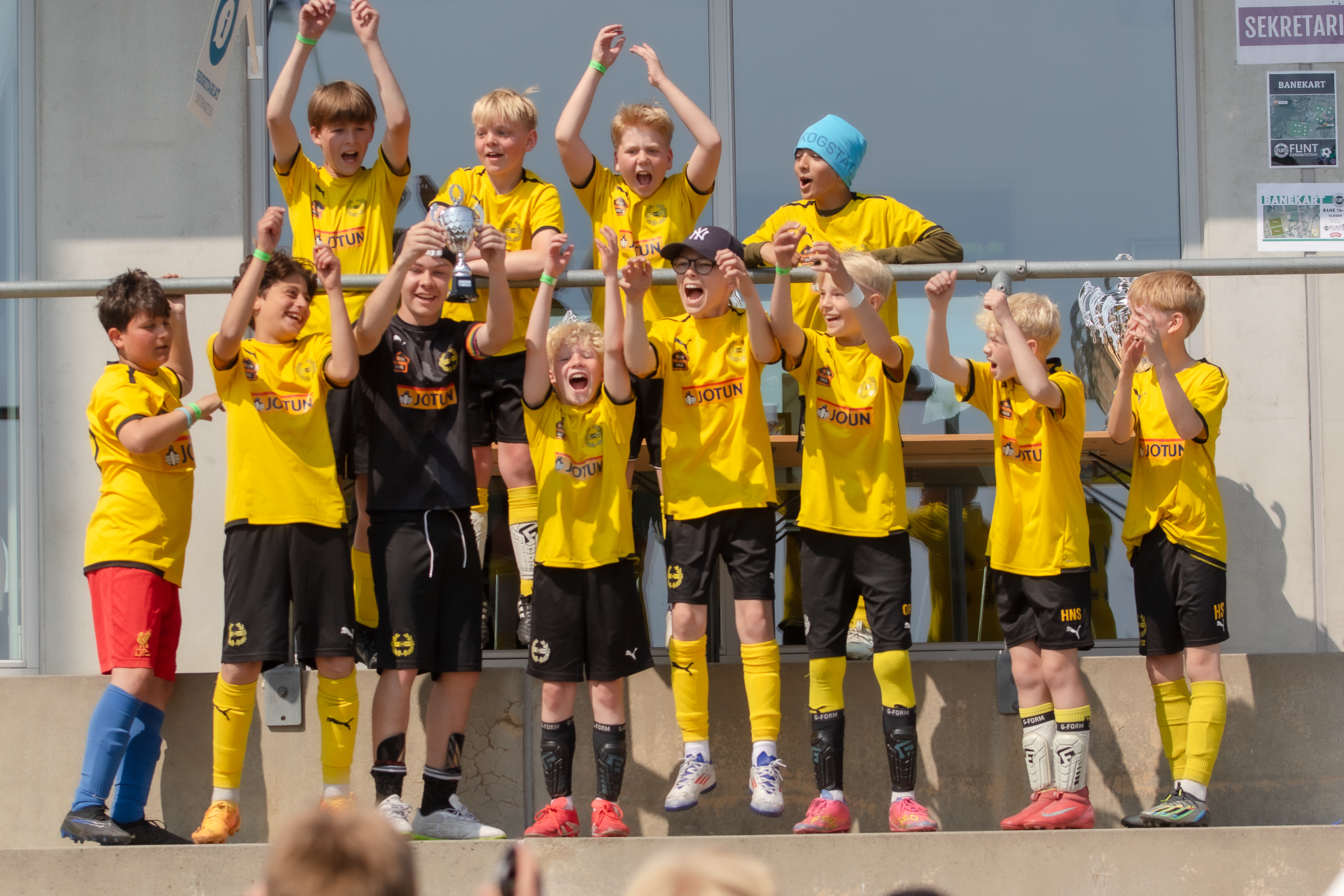 https://festival.flintfotball.no/wp-content/uploads/2025/07/G-Div-6-3.plass-Ballklubben-Flint-Fotballfestival-Pokalvinner-U13-18.jpg